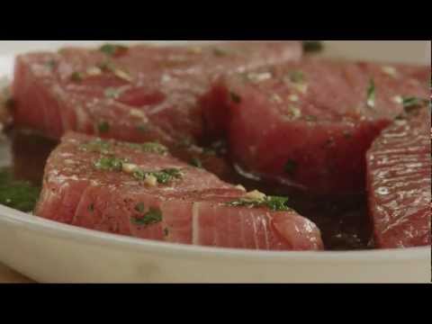 Cómo hacer filetes de atún a la plancha fáciles | Receta de atún | Allrecipes