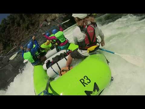 Middle Fork American River Rafting mit Raft California