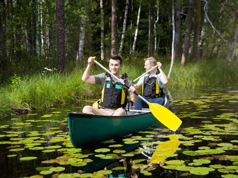 Canoeing is more fun with the best Canoe PFDs