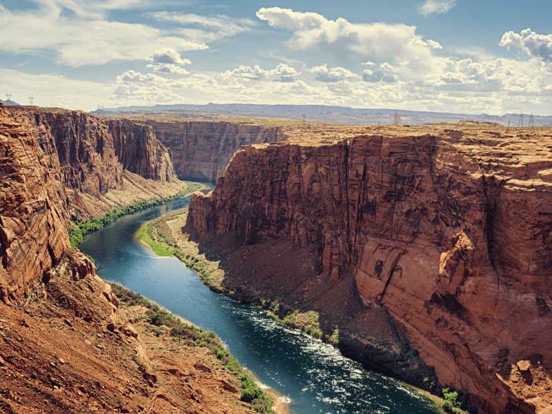 Le fleuve Colorado Ne vous laissez pas abuser par le calme qui règne depuis le ciel