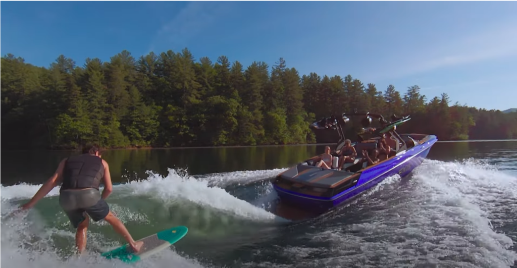 Axis A 20 Bestes Boot für Wakesurfing-Anfänger