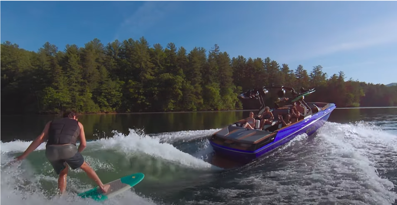 14 Best Boats For Wakesurfing Find Your Perfect Ride! ISM