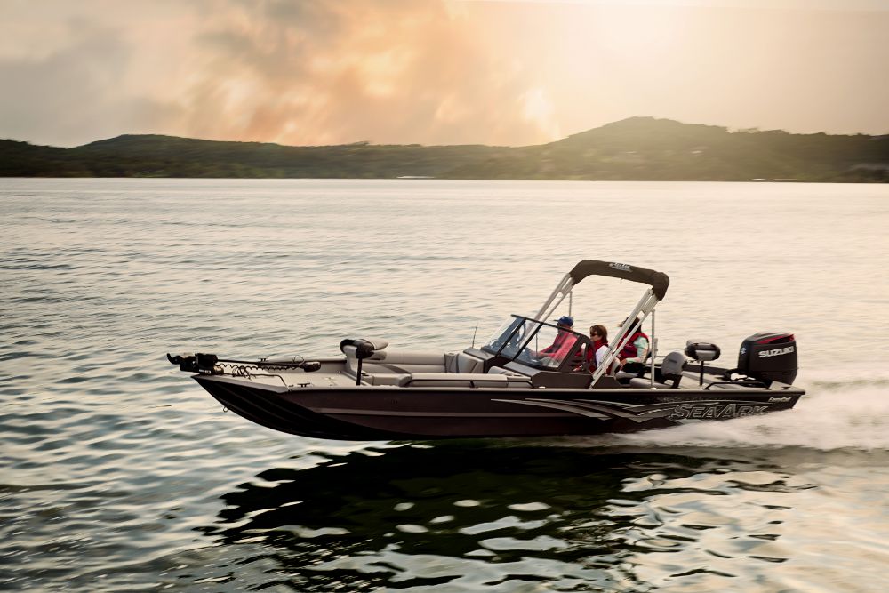 Uno de los mejores barcos para la pesca del gato. El SeaArk Easy Cat Foto cortesía SeaArk 1